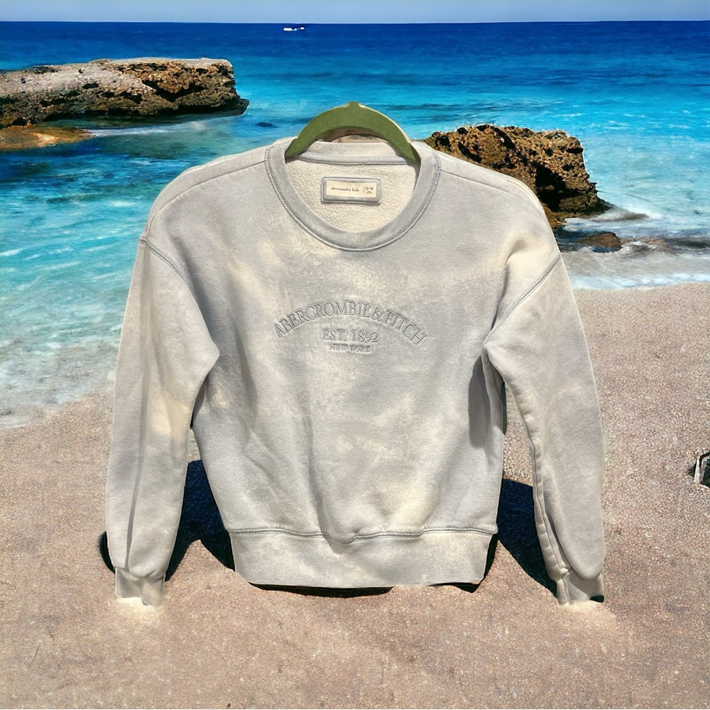 ABERCROMBIE KIDS Light blue & white tie dyed girls sweatshirt size 13/14